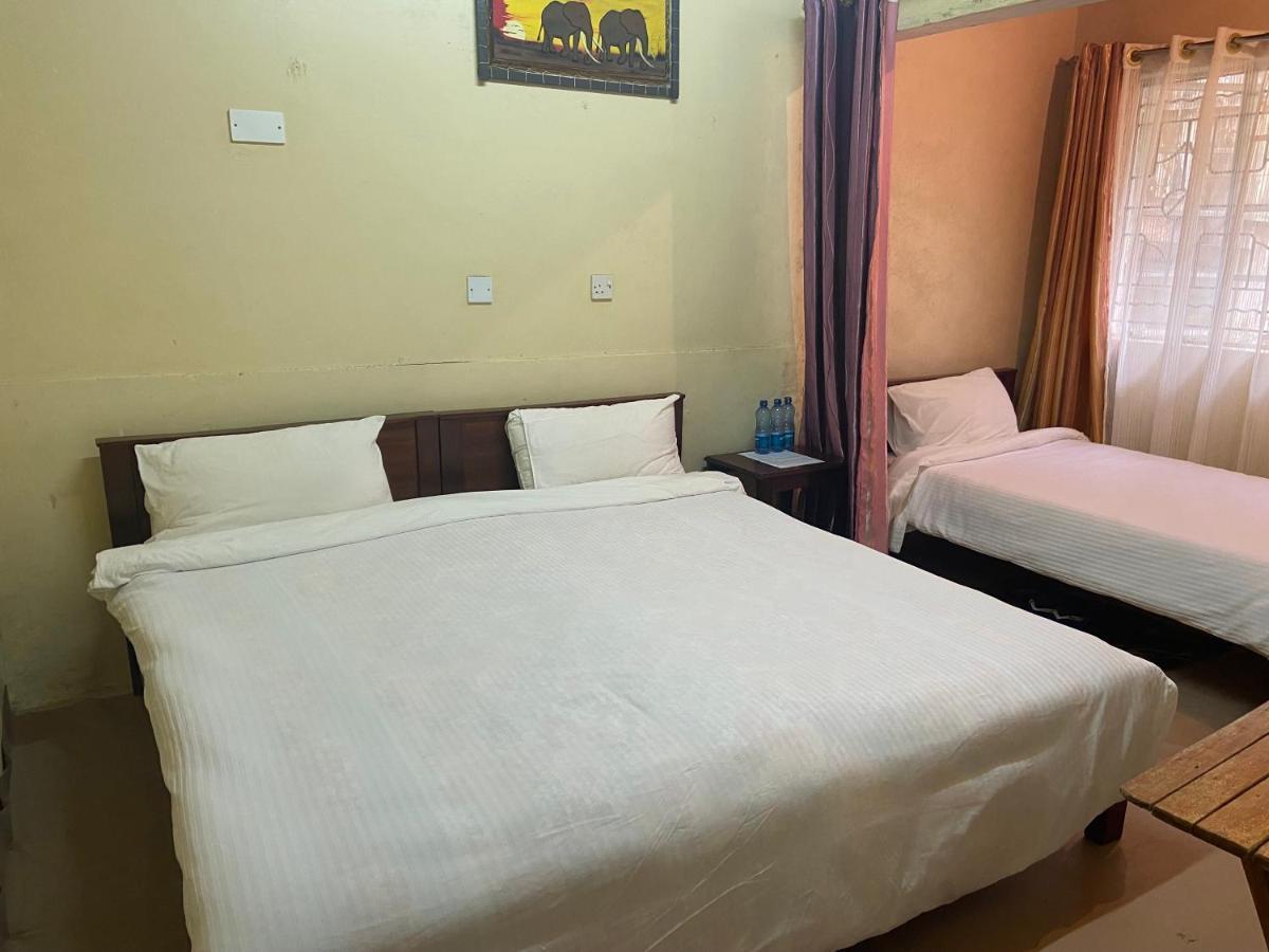 Ranges View Lodge Staycation Kiamuturi Esterno foto