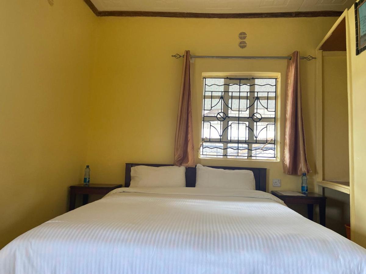 Ranges View Lodge Staycation Kiamuturi Esterno foto