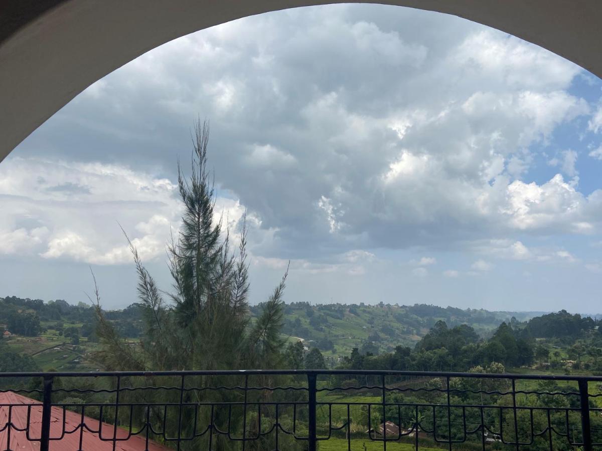 Ranges View Lodge Staycation Kiamuturi Esterno foto